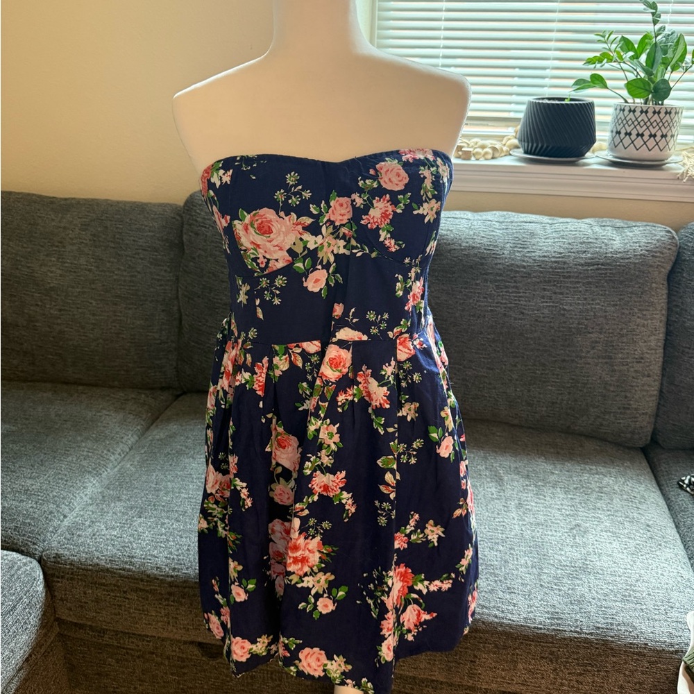 No Boundaries Strapless Dress with Floral Design